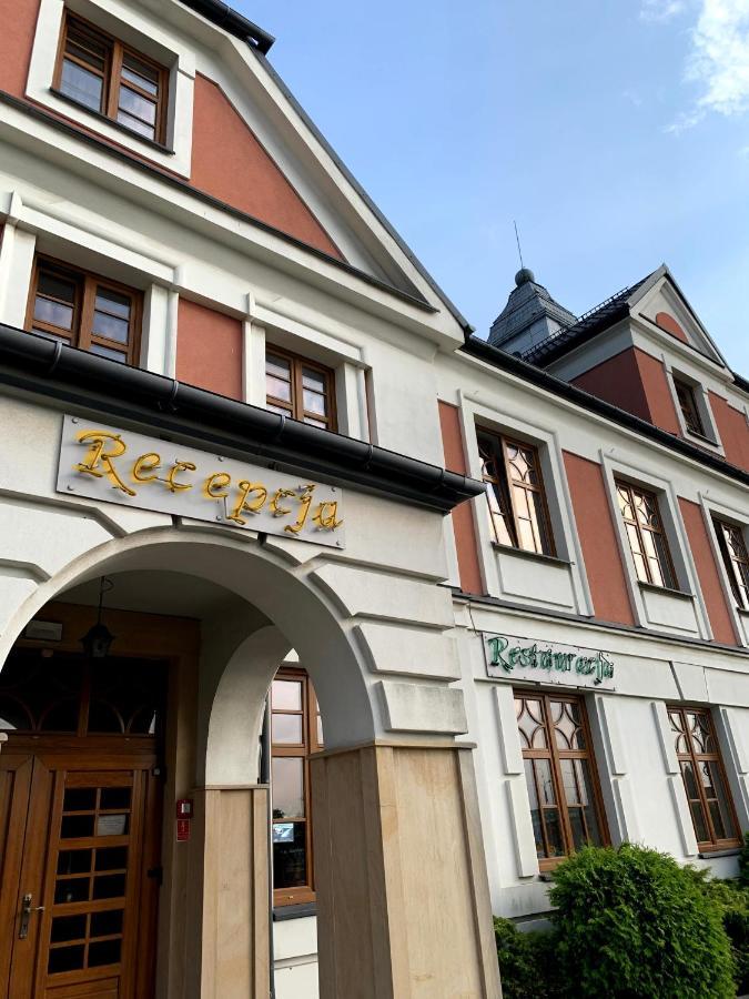 Rezydencja Pod Zegarem Trzebinia  Esterno foto